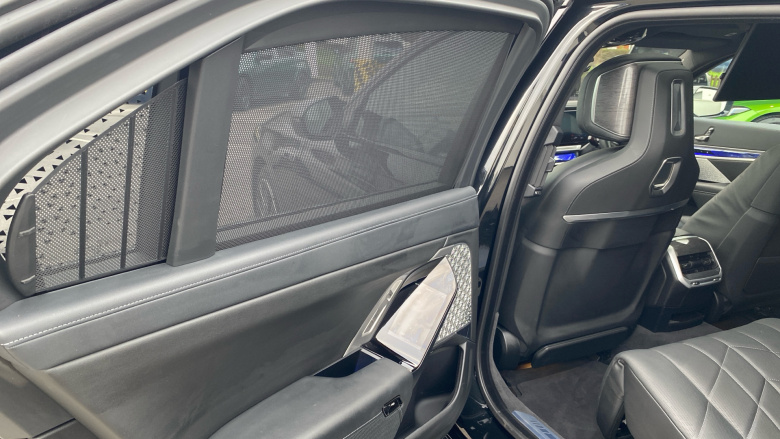 BMW 7 Series M760e xDrive 4dr Auto Saloon